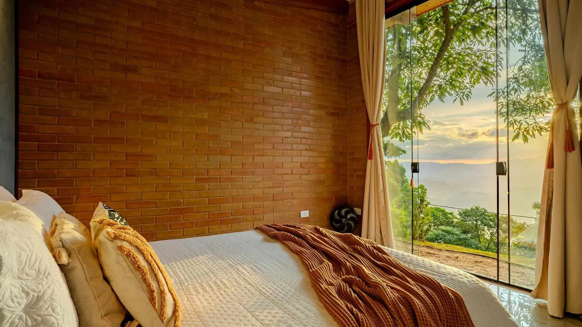 Cabana Nas Montanhas Em Campos Do Jordao 0*,  Brazil