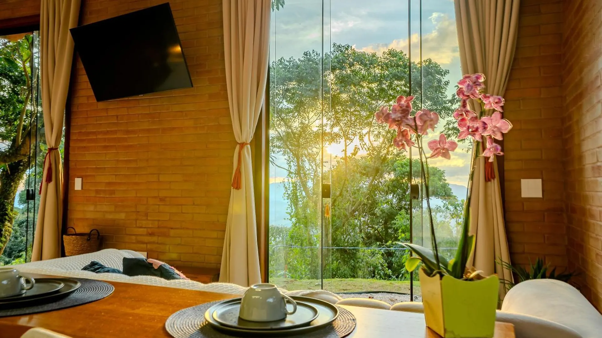 Chalet Cabana Nas Montanhas Em Campos Do Jordao Brazil