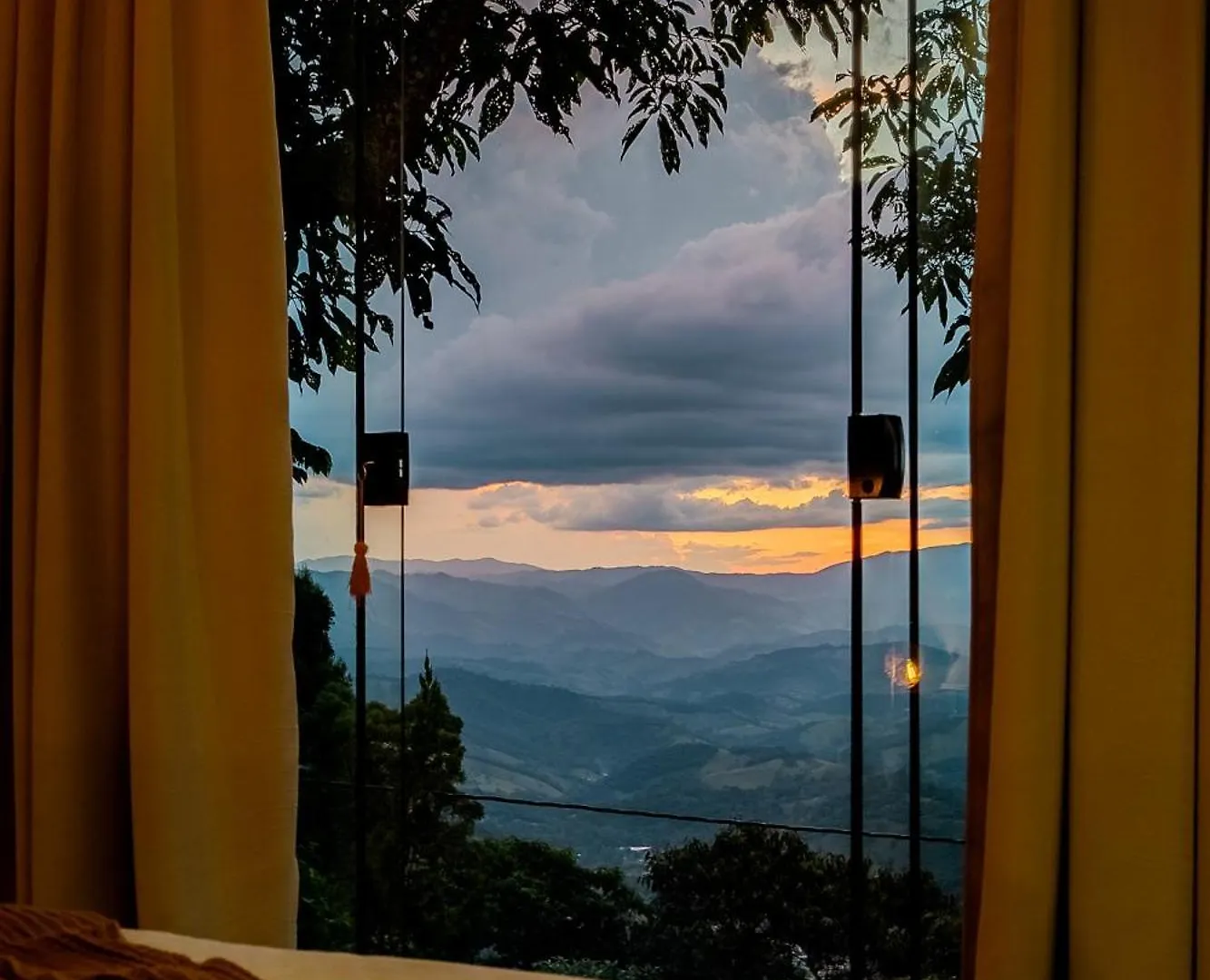 Cabana Nas Montanhas Em Campos Do Jordao 0*,  Brazil