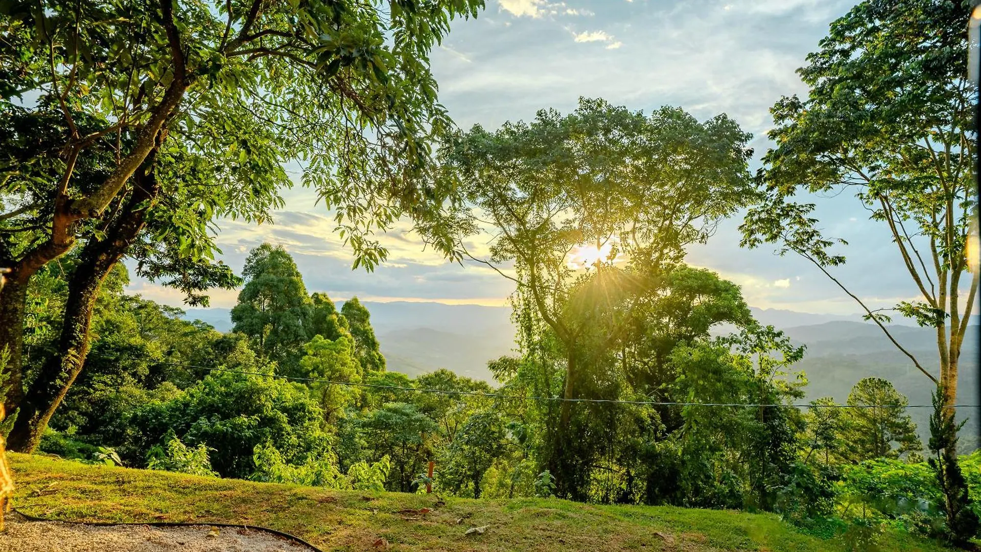 Cabana Nas Montanhas Em Campos Do Jordao Brazil
